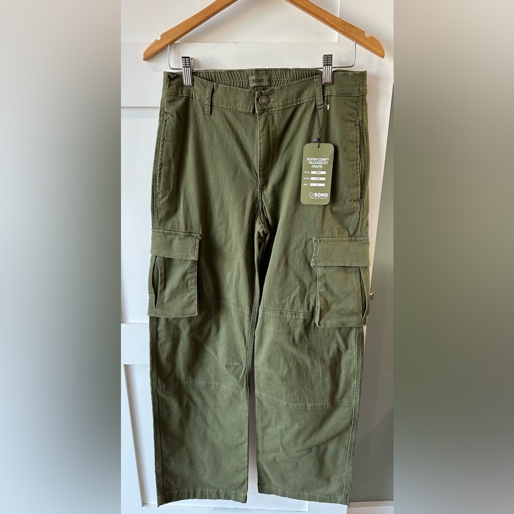 Ci Sono Super Comfy NWT Relaxed Fit Cargo Pants Olive Green Size 9